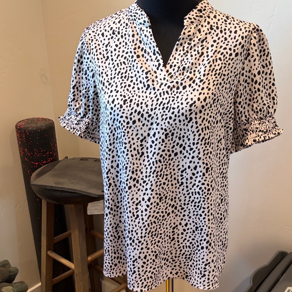 Women's Black and White Polka Dot Top